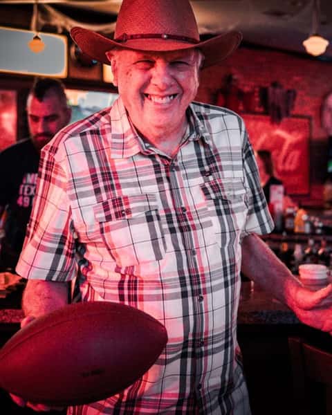 A beautiful day for some college football and $5 brunch drinks ☝️🤘
#neighborhoodbar #cottonbowl #collegefootball #dallasbars #dallasrestaurants