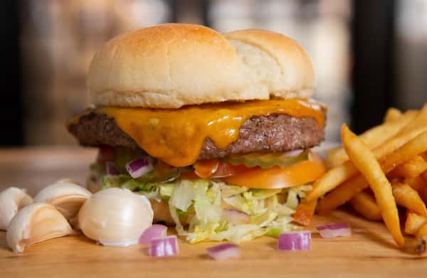 THE TYCOON FLATS GARLIC SIGNATURE BURGER
