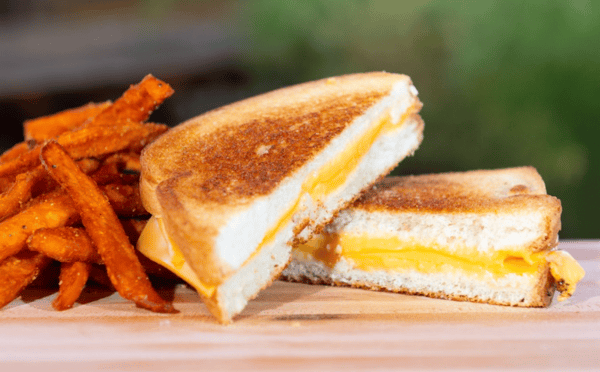 KIDS GRILLED CHEESE