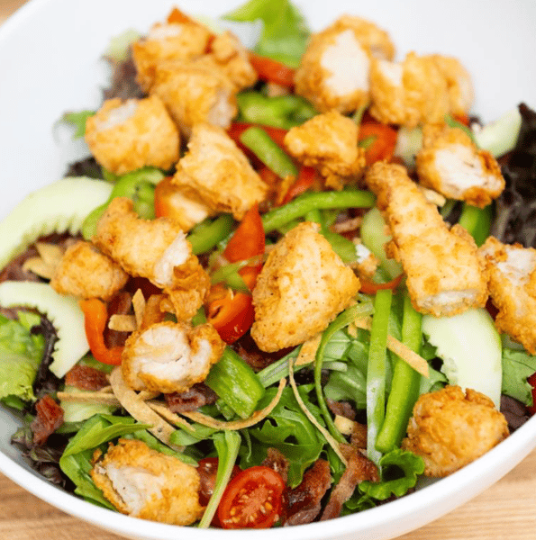 COUNTRY CLUB SALAD WITH TENDERS