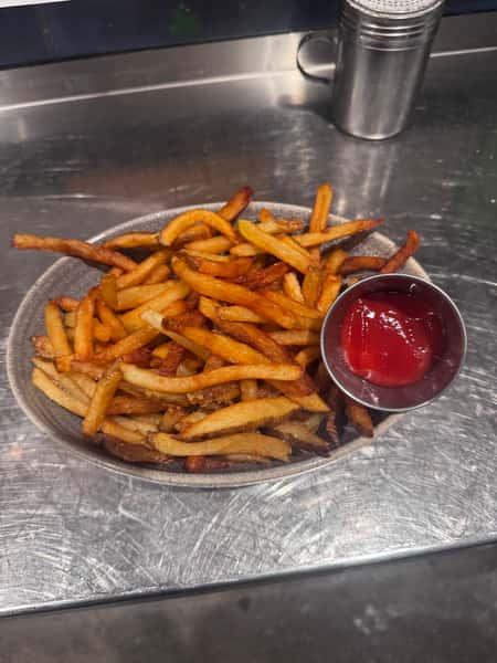 Hand-cut Shoestring Fries