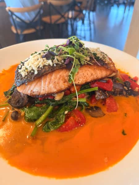Wild Mushroom Salmon Florentine