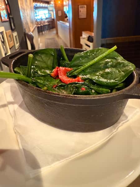 Sauteed Spinach with Roasted Red Peppers