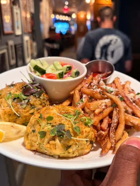 Broiled Chesapeake Crab Cakes