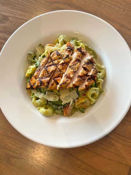 Chicken Primavera Tortellini
