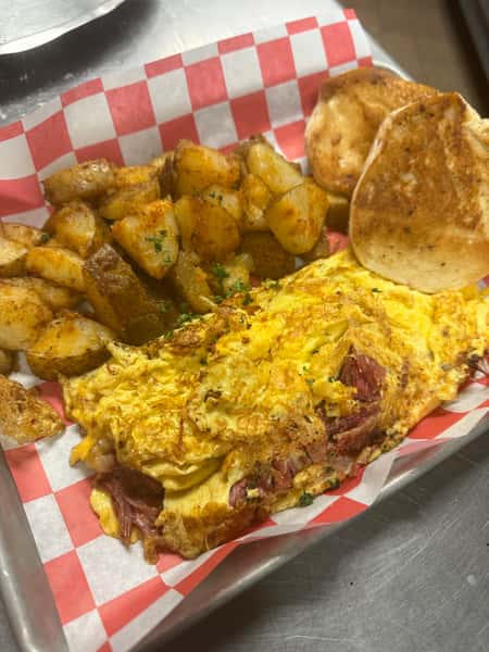 Homemade Hash & Cheese Omelet