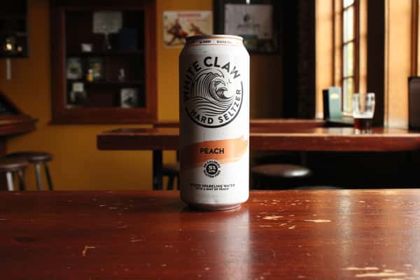 White Claw Peach