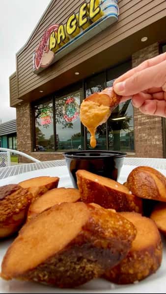 Eastsider Pretzel & Beer Cheese