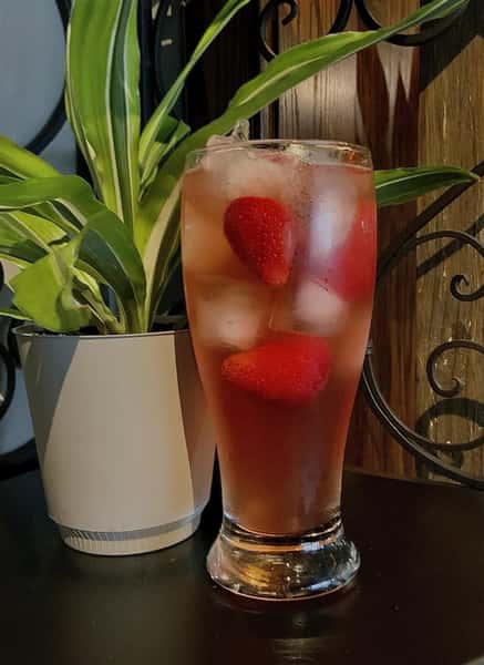 Strawberry Limeade Spritzer
