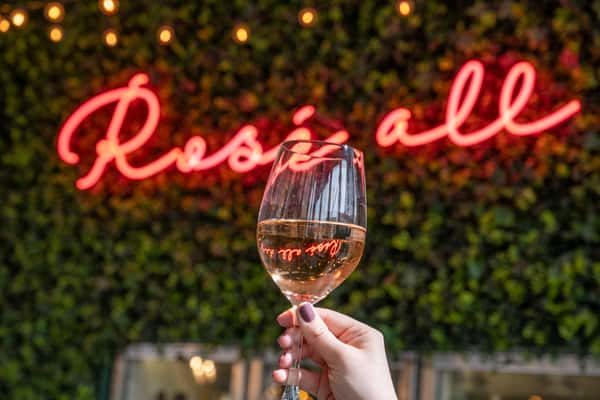 rosé all day