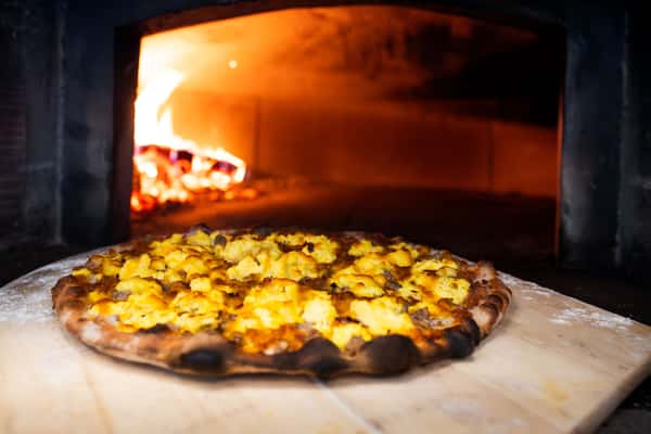 Cheesy Breakfast Pizza