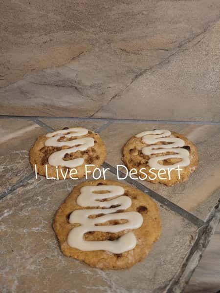 Shortbread & Toffee Cookie 12 Count GF Order By 2PM For Next Day Tue - Fri