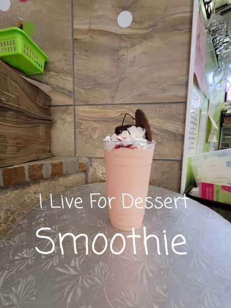 Strawberry Banana Daiquiri Fruit Smoothie  24 Oz