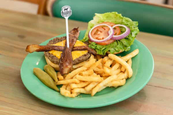 Bacon Cheeseburger*