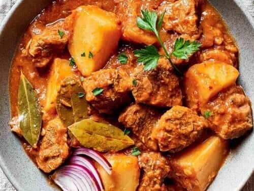 Goat Vindaloo (Half Tray)