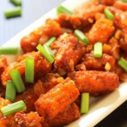 Chili Baby Corn (Half Tray)