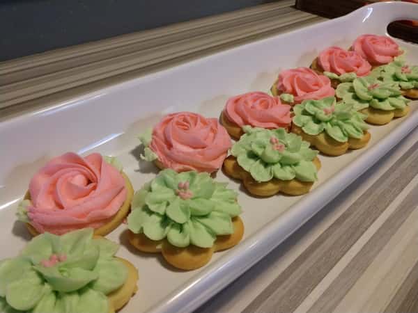 Flower cut out Cookies