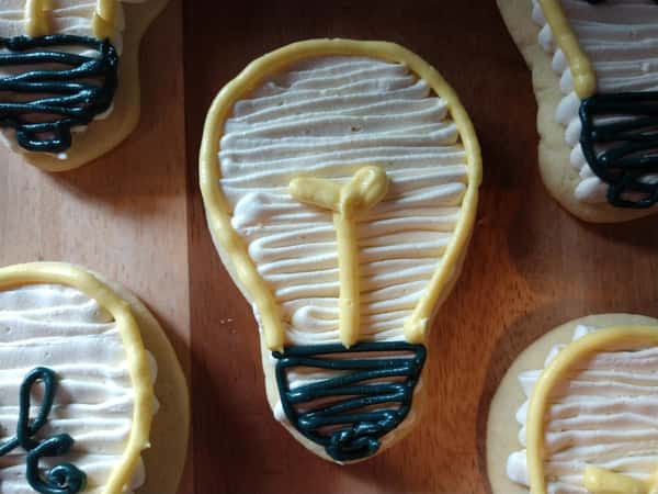 Light Bulb cookies