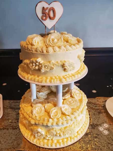 Wedding cake replica