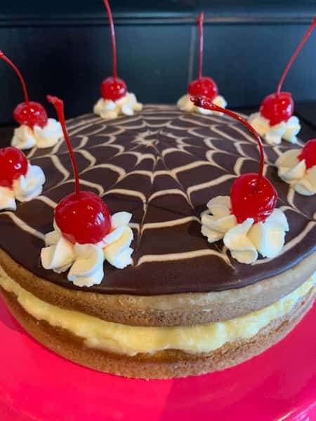 Boston cream pie