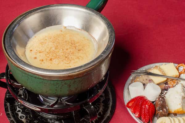 Classic White Chocolate Fondue