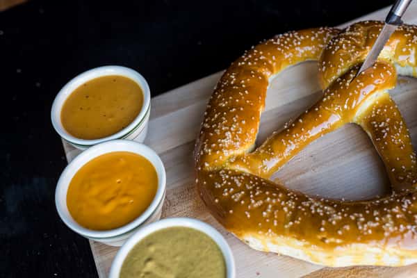 giant pretzel