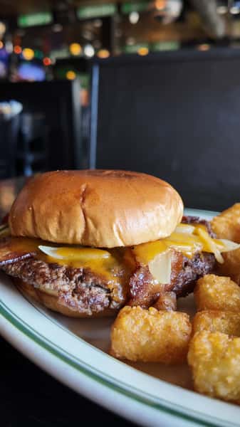 Capitol Smash Burger*