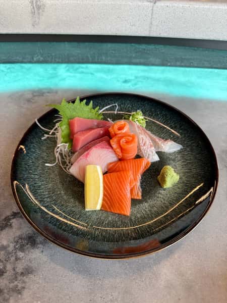 10pc Sashimi Combo