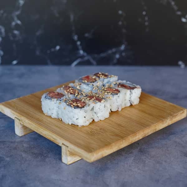 Spicy Tuna Maki Roll