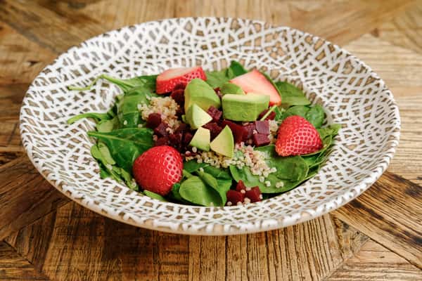 Baby Spinach And Organic Quinoa Salad