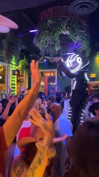 Hora Loca on Bad Bunny night looks a little like … 🤩 Join us every last Saturday of the month for our themed big bash 💃 Count on Chela’s to throw the best parties in town 🥰🥳 #HoraLoca #BadBunnyNight #MiamiLakes #ChelasMiami