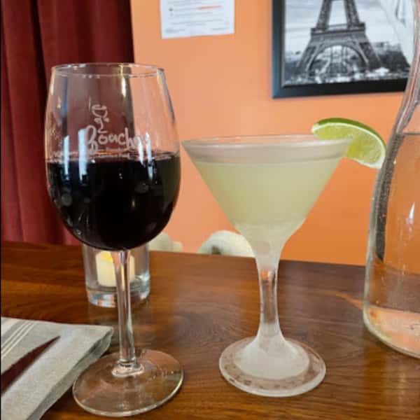 It's still the weekend, come & have a drink with us! Whether you're preparing for the week ahead of enjoying the weekend, Bouchon is the perfect place to unwind on a Sunday.

For reservation visit www.ashevillebouchon.com

#asheville #ashevillefood #eatlocal #828isgreat #avleats #avlbouchon #frenchcuisine #Asheville #frenchfood #frenchcomfortfood #ashevillerestaurant