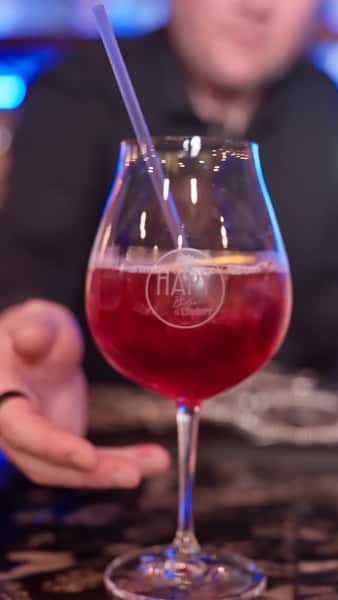 🍊✨ Sip into something special!
The Mom & Pops Blood Orange Spritz at Hapy Bistro—bright, bubbly, and totally irresistible. 🥂
#HapyBistro #BloodOrangeSpritz #MomAndPops #CocktailTime #HappyHourVibes