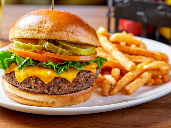 The Classic Cheeseburger