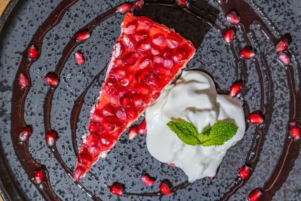 Pomegranate cheesecake