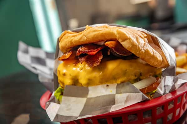 Bacon Cheeseburger