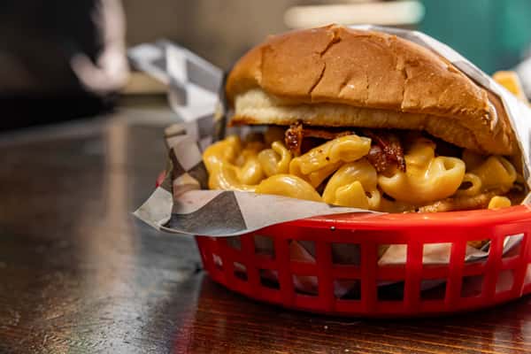 Bacon Mac N Cheese Burger