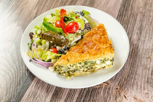 Spinach pie w greek salad
