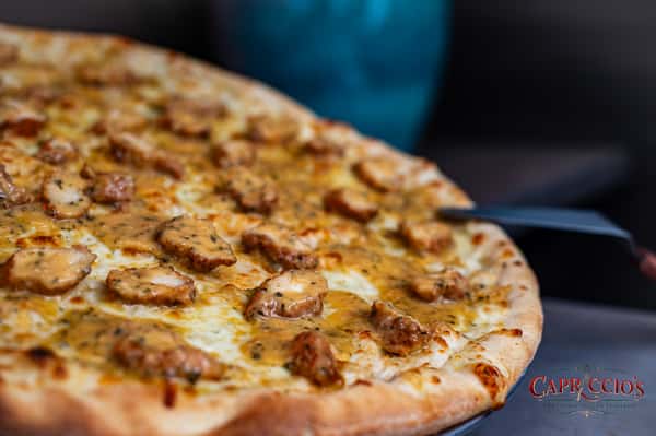 Medium Garlic Parmesan Chicken Pizza