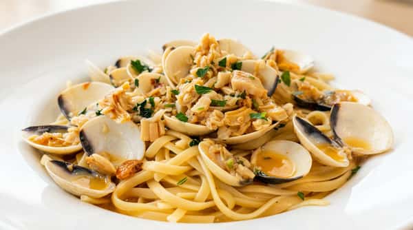 Linguine w/ Clam Sauce
