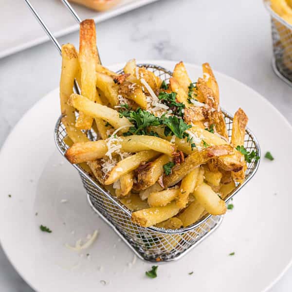 GARLIC TRUFFLE FRIES