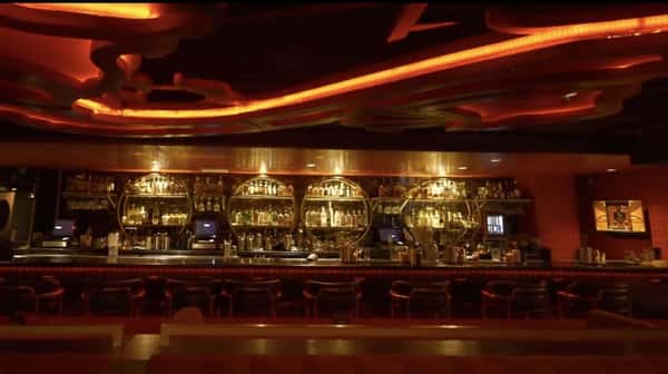 bar