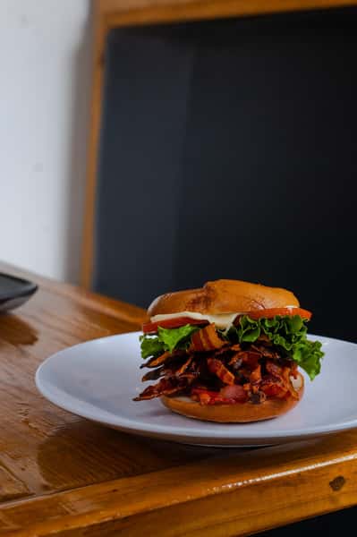 BLT