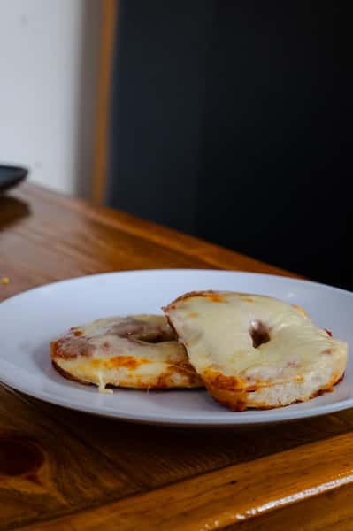 Cheese pizza