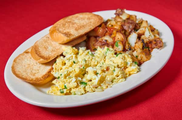 HUEVOS CON PAPAS DE LA CASA / EGGS WITH HOMEFRIES