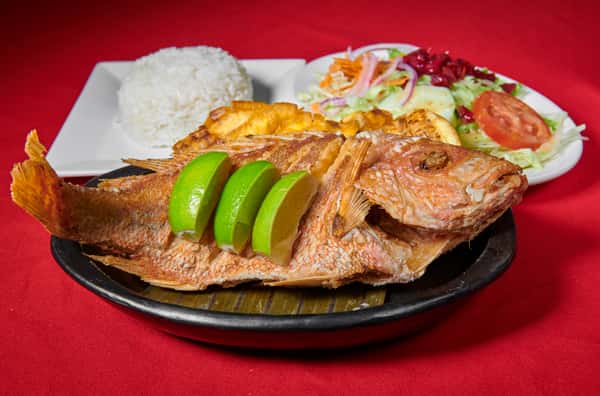 PARGO FRITO / FRIED RED SNAPPER