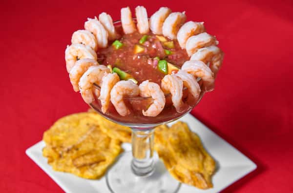 COCTEL DE CAMARONES / SHRIMP COCKTAIL