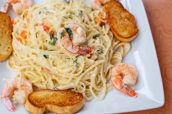 Linguine Alfredo