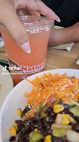 ¡Nos encanta ver Mr. Natural a través de sus ojos! 🌱💚 Gracias @normaperales por visitarnos y compartir algunos de tus favoritos. 🥑🧁
Comida mexicana natural, vegana y vegetariana en Austin desde 1988. 🌮✨
•••
We love seeing Mr. Natural through your eyes! 🌱💚 Thank you @normaperales for stopping by and sharing some of your favorites with us. 🥑🧁
Serving up natural, vegan & vegetarian Mexican food in Austin since 1988. 🌮✨
#MrNaturalAustin #AustinEats #VeganAustin #VegetarianAustin #ATXFoodie