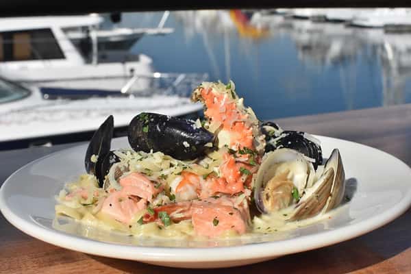 The Crab Pot Long Beach Seafood Pasta